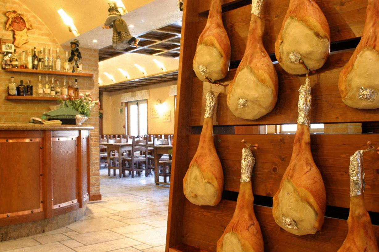 Hotel Willy Gemona del Friuli Exterior photo